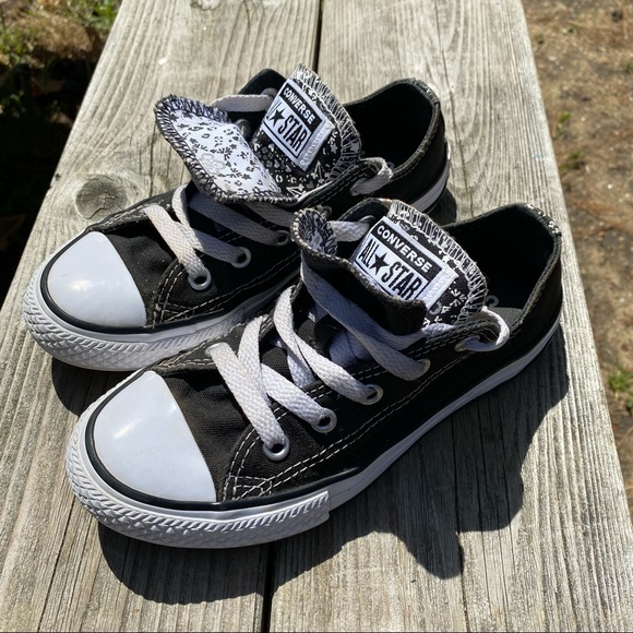 Converse kids 13 black low top sneakers boys girls - Picture 2 of 7